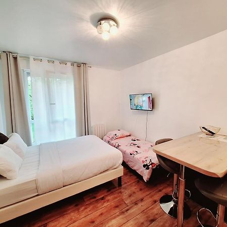 Studio Alpha - 2Min By Train To Disneyland Or 20Min Walk - 5Min Walk To "Val D'Europe" Station Montévrain Zewnętrze zdjęcie