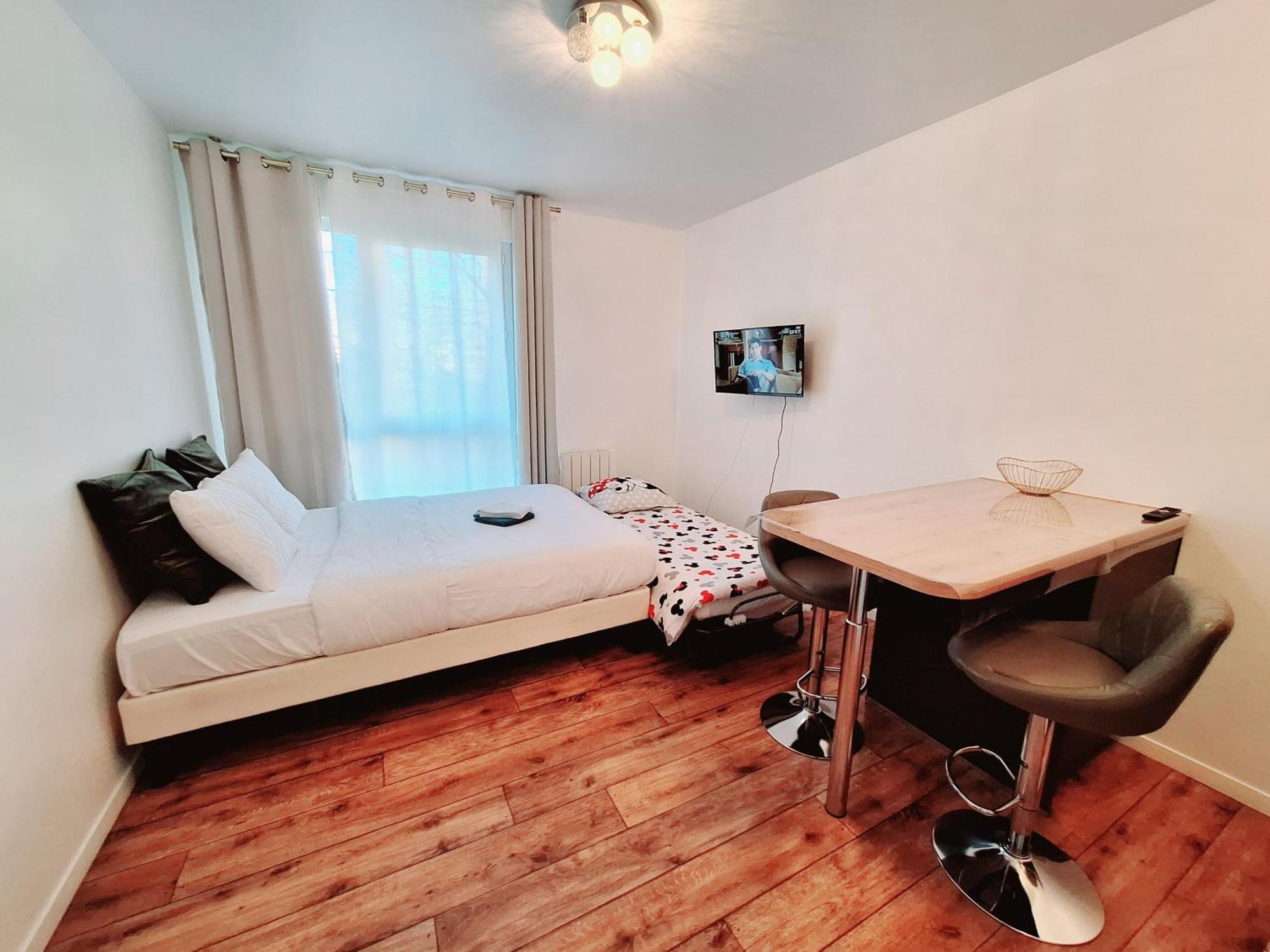 Studio Alpha - 2Min By Train To Disneyland Or 20Min Walk - 5Min Walk To "Val D'Europe" Station Montévrain Zewnętrze zdjęcie