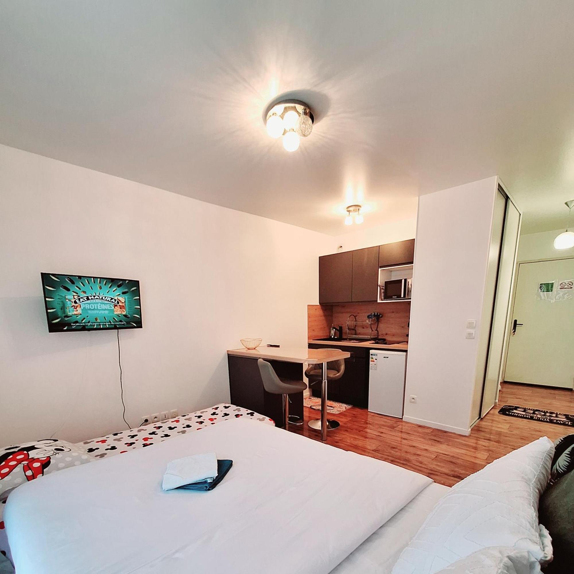 Studio Alpha - 2Min By Train To Disneyland Or 20Min Walk - 5Min Walk To "Val D'Europe" Station Montévrain Zewnętrze zdjęcie