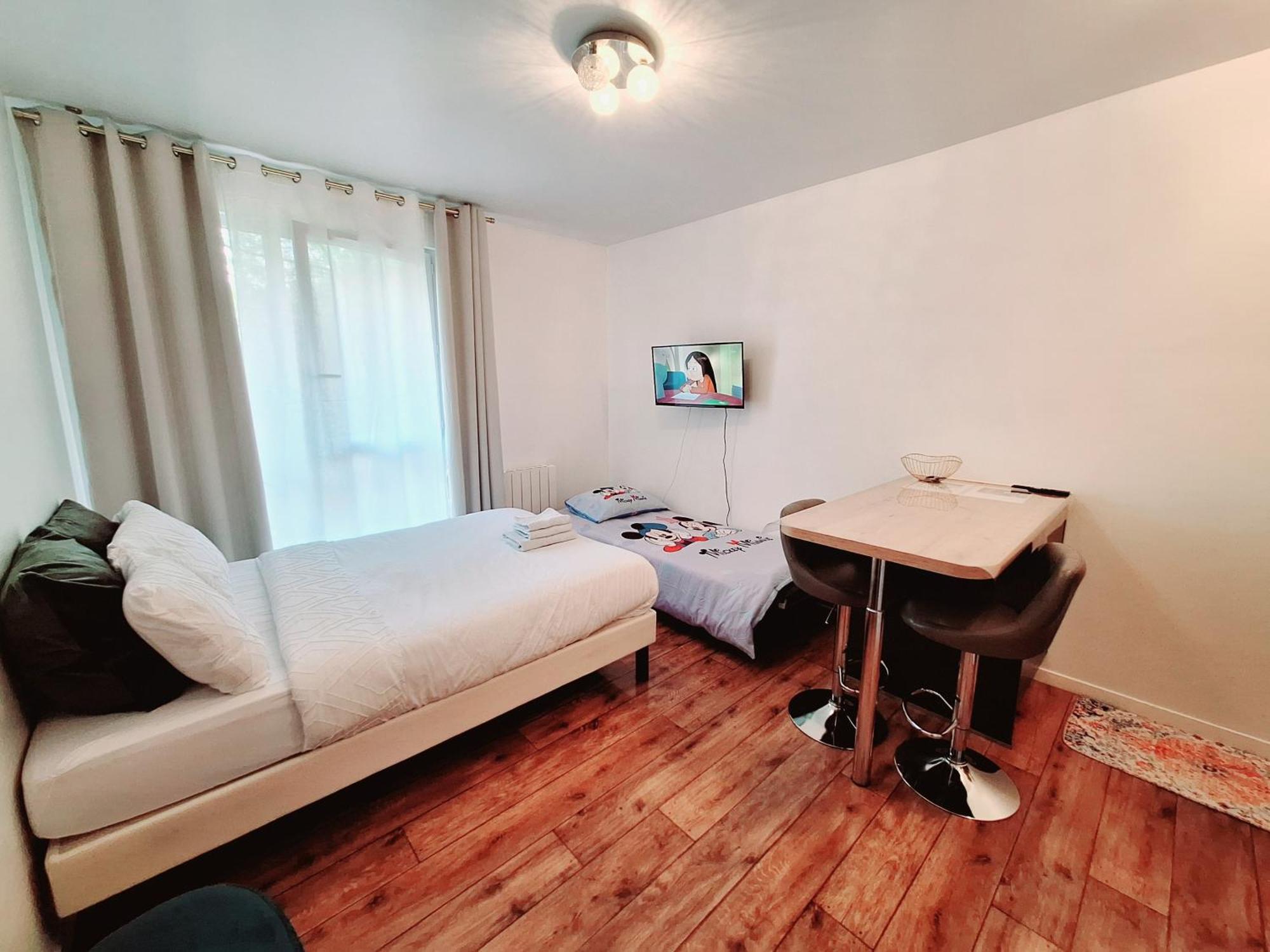 Studio Alpha - 2Min By Train To Disneyland Or 20Min Walk - 5Min Walk To "Val D'Europe" Station Montévrain Zewnętrze zdjęcie